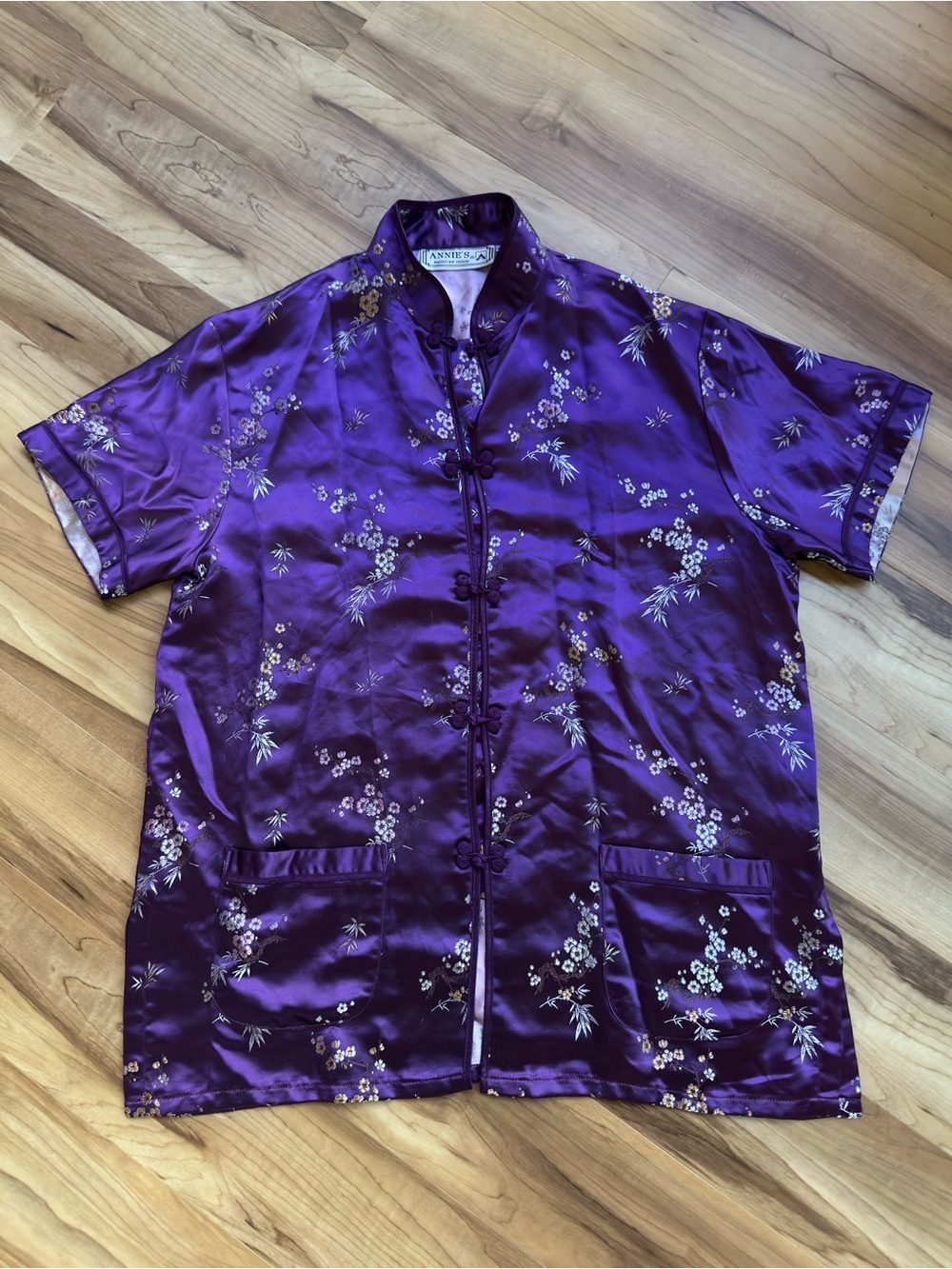 Annie’s American Design Purple Silky Asian Floral Short-Sleeve Button Down Shirt